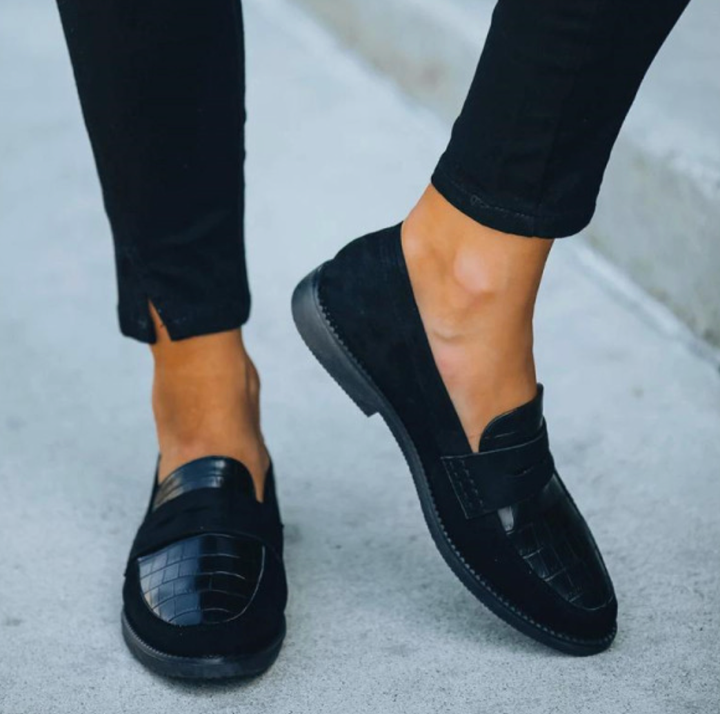 Sophia - Zwarte Croc-Embossed Loafers