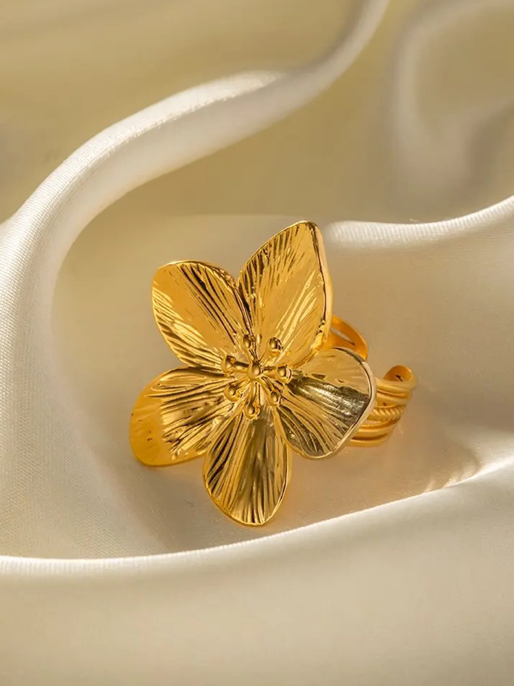 Enda - Flower Blossom Statement Ring Goud