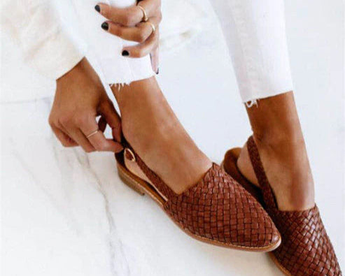 VERAMODA - Chique Gevlochten Leren Slingback Ballerina Schoenen met Verstelbaar Bandje