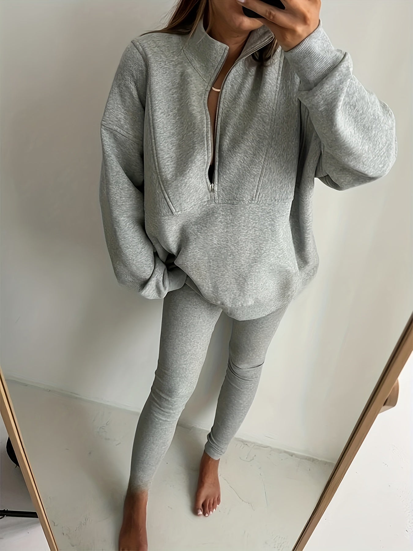 Jolande - Comfortabele Oversized Lichtgrijze Sport Trui met Hoge Hals en Rits voor Vrouwen