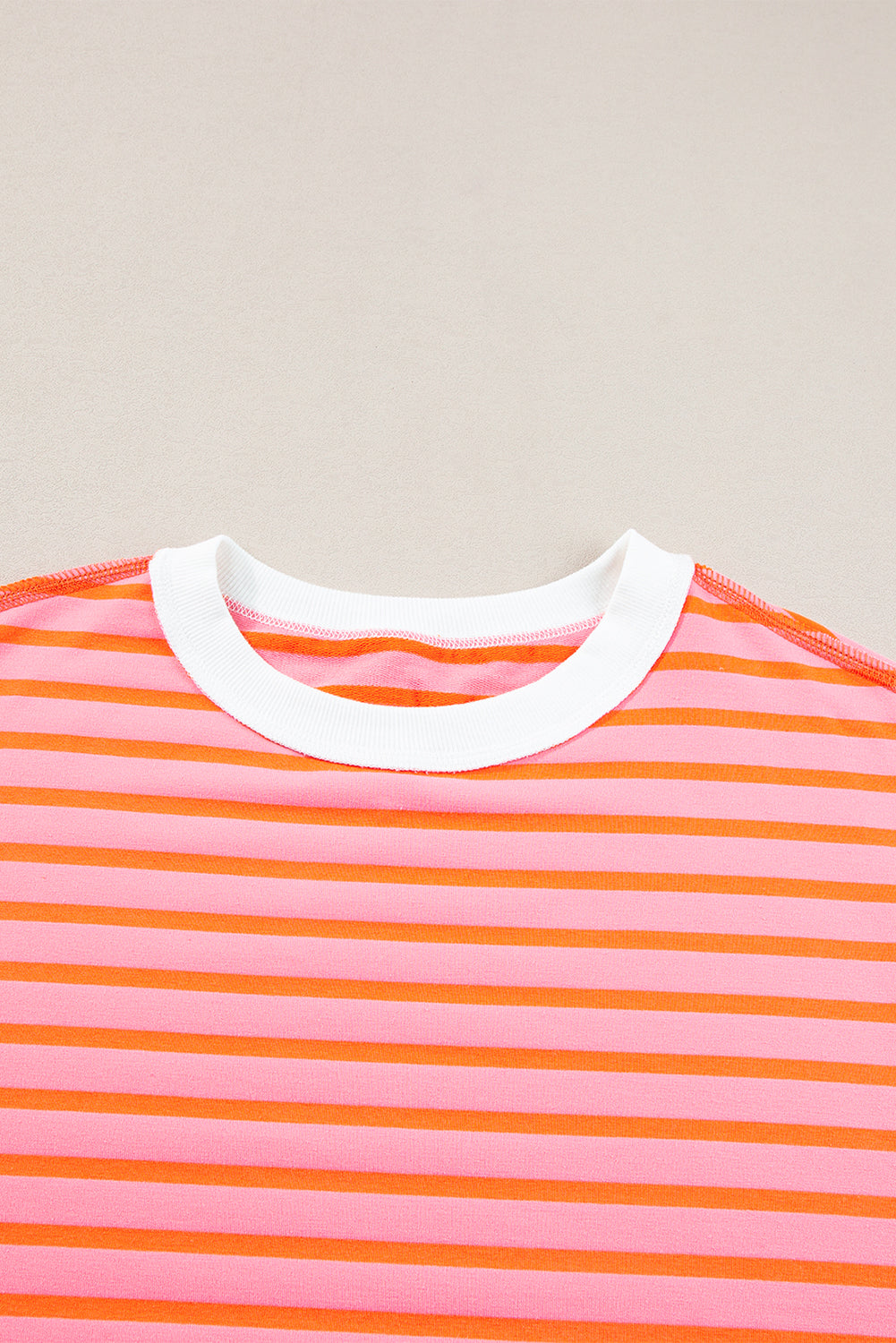 Anna - Horizontaal Gestreept Loose Fit T-shirt met Contrast Trim en Wijde Korte Mouwen