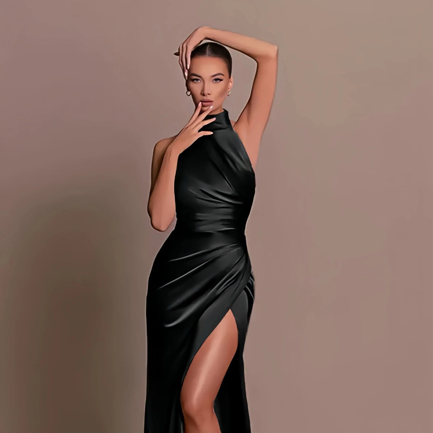 Eva - Elegante Satijnen Avondjurk