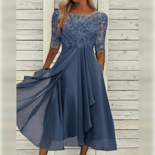 Maya - Elegante Chiffon Jurk met Kanten Details