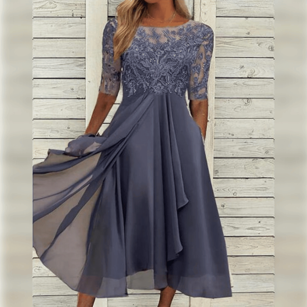 Maya - Elegante Chiffon Jurk met Kanten Details