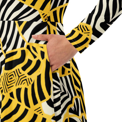 Astrid - Zebralicious Lange Mouwen Midi Jurk met Hoge Hals in Zwart Wit Gele Safari Print