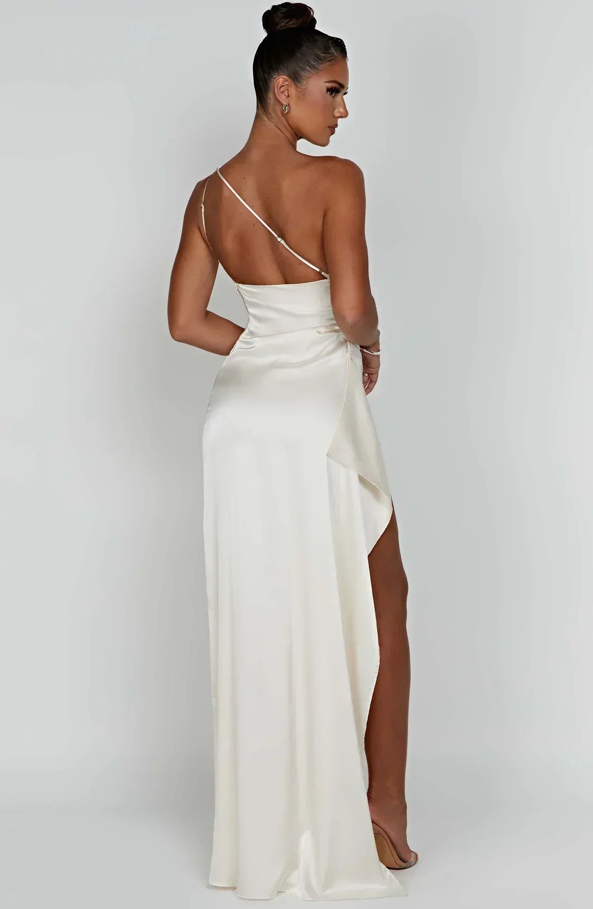 Sophia - One-Shoulder Satijnen Jurk